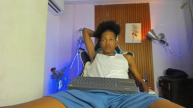 Afrowayuu online show from June 4, 2026, 6:03 pm