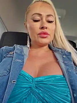 MILFBARBY online show from May 17, 2026, 7:17 am