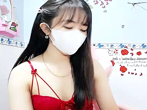 Emilysexy cut online show from May 16, 2026, 4:53 am
