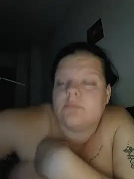 Snapshot of BadMommyyyyy chatting on July 4, 2026, 4:29 am BadMommyyyyy online show from July 4, 2026, 4:29 am