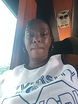 Snapshot of sandycollens_ chatting on May 29, 2026, 3:54 pm sandycollens online show from May 29, 2026, 3:54 pm