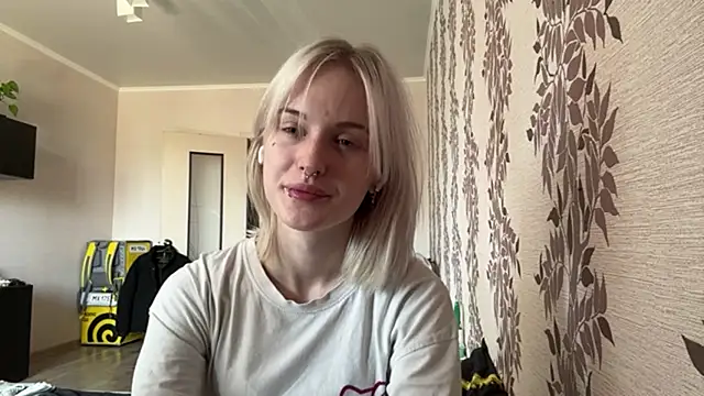 Alice Dimpers online show from May 19, 2026, 9:26 am