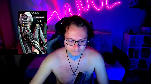 MeLanXolik online show from June 14, 2026, 6:21 pm