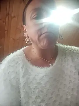 Snapshot of dangerous_milf chatting on July 2, 2026, 5:52 pm dangerous milf online show from July 2, 2026, 5:52 pm