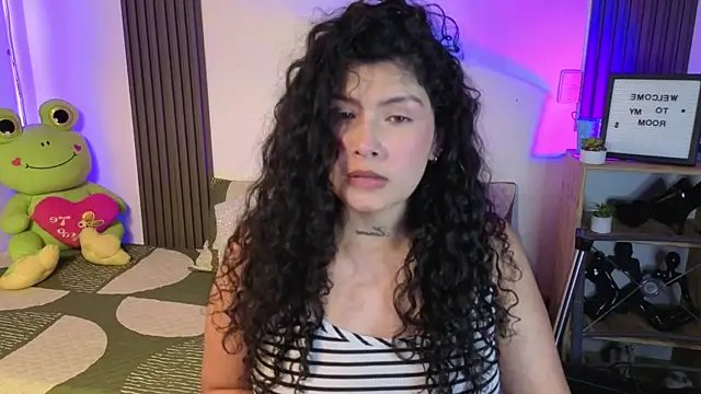 Snapshot of LadyVelvett chatting on May 10, 2026, 2:39 am LadyVelvett online show from May 10, 2026, 2:39 am