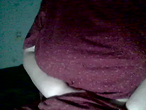 Snapshot of miamooreh chatting on May 22, 2026, 8:25 pm miamooreh online show from May 22, 2026, 8:25 pm