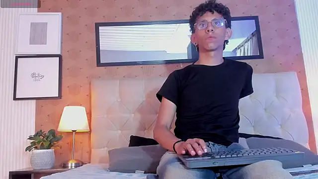 kairox  online show from May 15, 2026, 3:35 am
