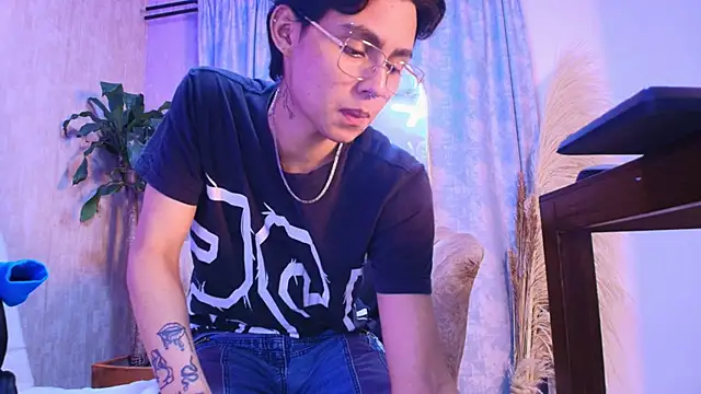tian sex online show from June 1, 2026, 4:14 am
