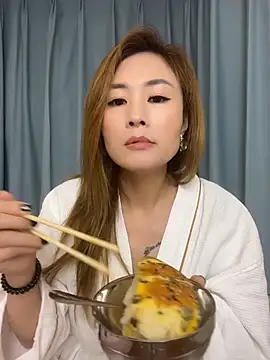 okgirl 23 online show from May 16, 2026, 11:46 pm