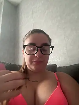 Snapshot of LexiXXoo chatting on June 15, 2026, 7:32 am LexiXXoo online show from June 15, 2026, 7:32 am