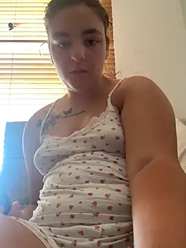 Snapshot of LexiXXoo chatting on June 23, 2026, 10:02 am LexiXXoo online show from June 23, 2026, 10:02 am