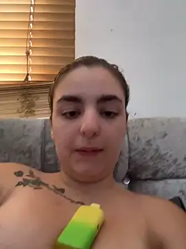 Snapshot of LexiXXoo chatting on June 29, 2026, 9:48 am LexiXXoo online show from June 29, 2026, 9:48 am