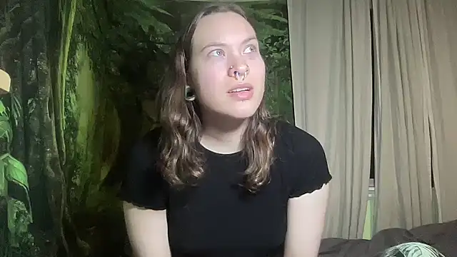 Snapshot of mo0ngoddess chatting on March 16, 2025, 4:52 am mo0ngoddess online show from March 16, 2025, 4:52 am