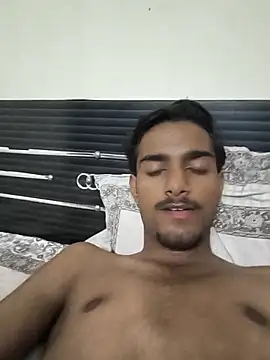 skinnybigdic online show from June 27, 2026, 6:02 pm