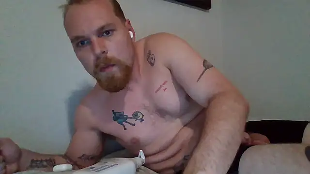 futtbucker69420 online show from May 11, 2026, 5:24 am