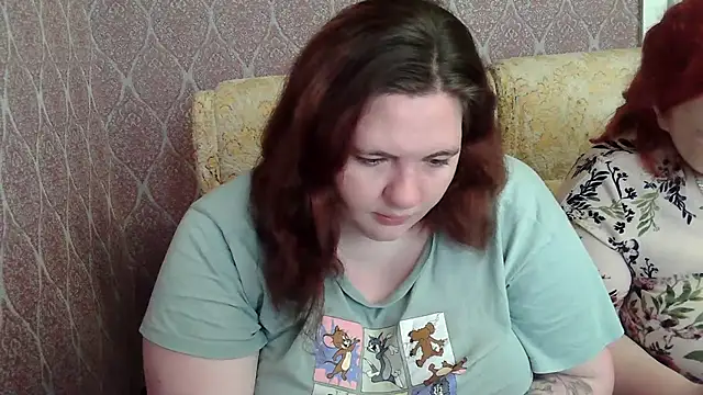 TiffanyLenee online show from May 17, 2026, 4:47 pm