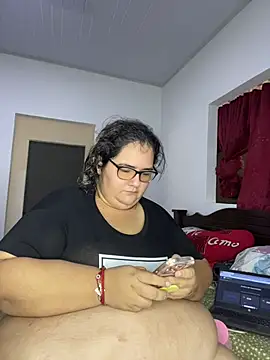 Snapshot of marianacooper1234 chatting on May 23, 2026, 6:56 pm marianacooper1234 online show from May 23, 2026, 6:56 pm