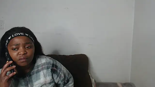 Snapshot of African_Busty chatting on June 20, 2026, 8:06 am African Busty online show from June 20, 2026, 8:06 am
