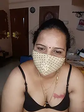 pirainilla online show from May 30, 2026, 6:05 pm