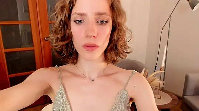 Snapshot of imogensy chatting on June 21, 2026, 2:41 pm imogensy online show from June 21, 2026, 2:41 pm