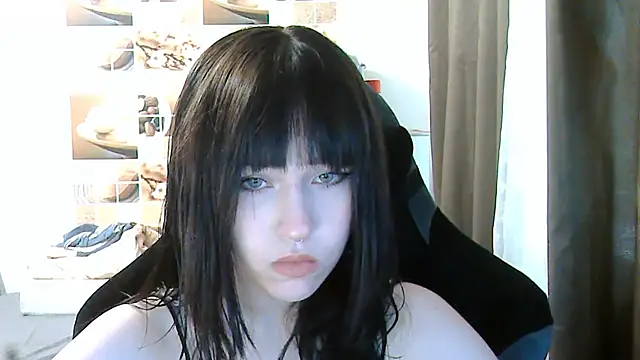 Snapshot of NoirEva chatting on June 17, 2026, 4:52 pm NoirEva online show from June 17, 2026, 4:52 pm