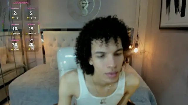 Snapshot of felix_haze chatting on June 15, 2026, 5:59 pm felix haze online show from June 15, 2026, 5:59 pm