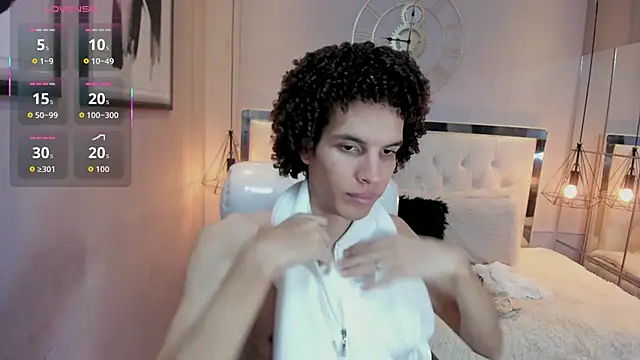 Snapshot of felix_haze chatting on June 24, 2026, 5:34 pm felix haze online show from June 24, 2026, 5:34 pm