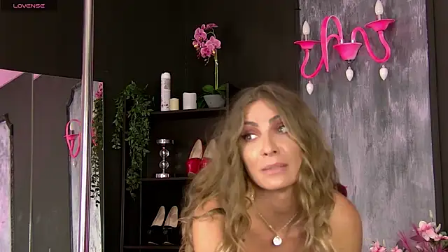 AnneGoddesss online show from June 4, 2026, 5:30 pm