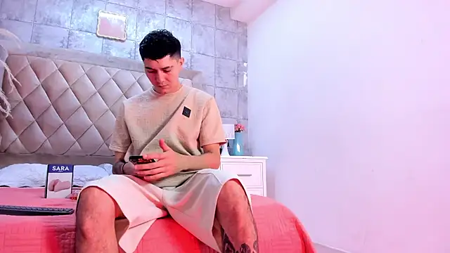Diamondss 1 online show from June 7, 2026, 4:22 pm