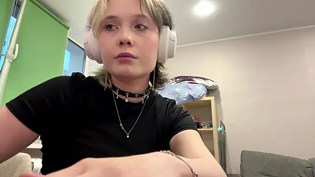 Snapshot of CuteLilit chatting on May 28, 2026, 5:10 pm CuteLilit online show from May 28, 2026, 5:10 pm
