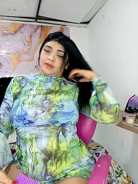 Snapshot of luxuryluna chatting on May 23, 2026, 11:42 pm luxuryluna online show from May 23, 2026, 11:42 pm