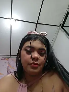 Snapshot of luxuryluna chatting on May 29, 2026, 12:30 am luxuryluna online show from May 29, 2026, 12:30 am