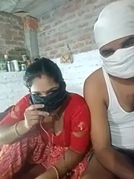 Snapshot of Hindicouple1 chatting on June 24, 2026, 3:55 pm Hindicouple1 online show from June 24, 2026, 3:55 pm