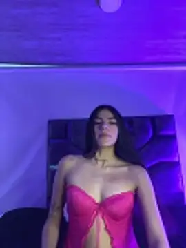 lis hot ec online show from June 6, 2026, 8:24 pm
