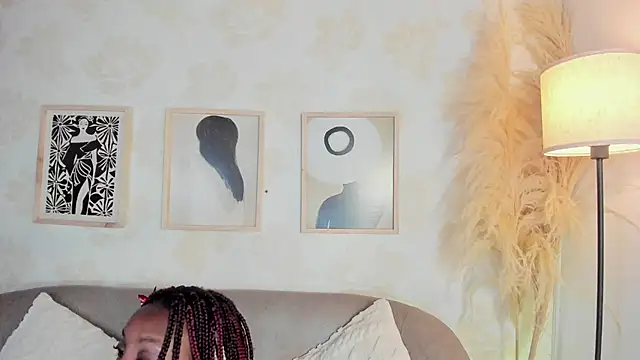 Snapshot of Caramel_kiss_ chatting on June 14, 2026, 3:47 pm Caramel kiss online show from June 14, 2026, 3:47 pm