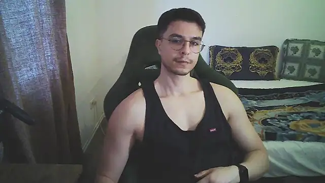 Snapshot of Jamcko24 chatting on May 18, 2026, 4:35 pm Jamcko24 online show from May 18, 2026, 4:35 pm