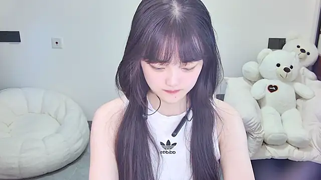 Snapshot of Evil-Bunny007 chatting on June 19, 2026, 12:42 pm Evil-Bunny007 online show from June 19, 2026, 12:42 pm