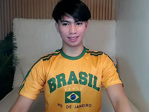 horny jamesxx online show from May 25, 2026, 1:33 am