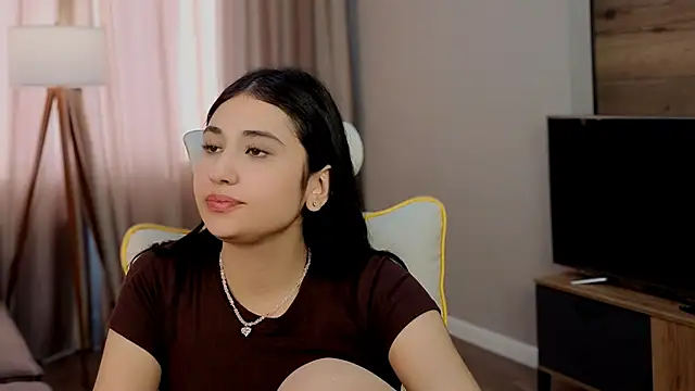 Snapshot of honeylanaa chatting on June 4, 2026, 5:02 am honeylanaa online show from June 4, 2026, 5:02 am