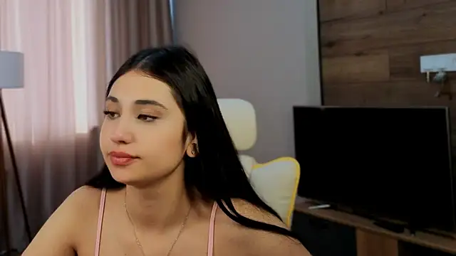 Snapshot of honeylanaa chatting on June 13, 2026, 4:21 am honeylanaa online show from June 13, 2026, 4:21 am
