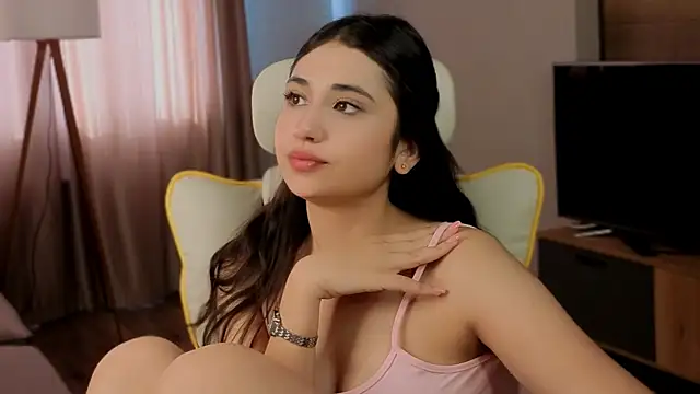 Snapshot of honeylanaa chatting on June 25, 2026, 4:34 am honeylanaa online show from June 25, 2026, 4:34 am