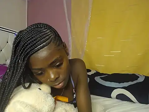 Snapshot of lilmystic_lola chatting on June 4, 2026, 5:30 pm lilmystic lola online show from June 4, 2026, 5:30 pm