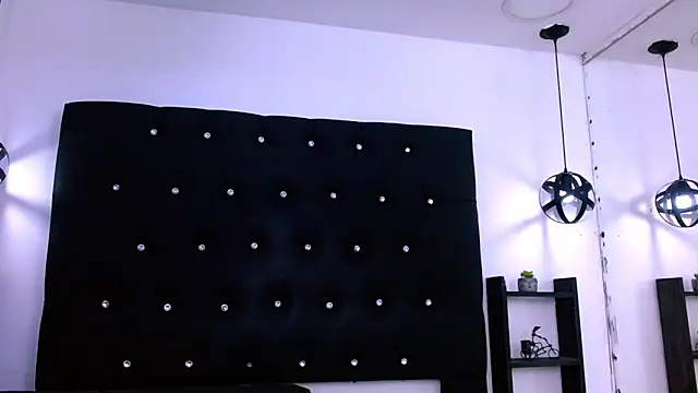 Snapshot of Dannesh_ chatting on June 18, 2026, 9:14 am Dannesh online show from June 18, 2026, 9:14 am