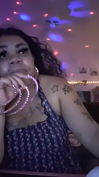 NailGoddessnow online show from October 13, 2025, 3:06 am