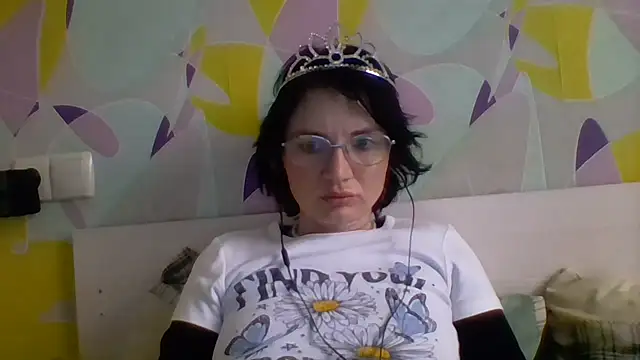 Snapshot of Diana_sosala chatting on July 1, 2026, 11:34 am Diana sosala online show from July 1, 2026, 11:34 am