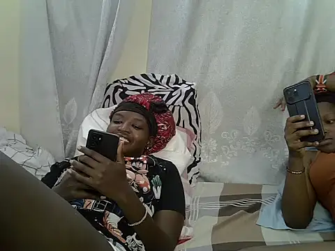 Snapshot of Lorainebabes chatting on May 31, 2026, 2:02 pm Lorainebabes online show from May 31, 2026, 2:02 pm