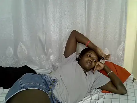 Snapshot of Lorainebabes chatting on June 23, 2026, 10:08 pm Lorainebabes online show from June 23, 2026, 10:08 pm