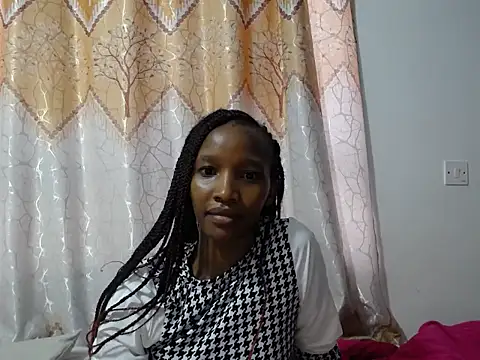 Snapshot of KittyFay chatting on May 15, 2026, 7:04 am KittyFay online show from May 15, 2026, 7:04 am