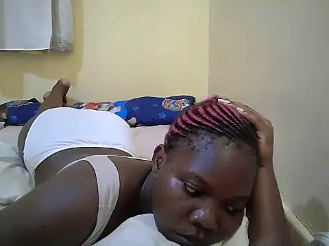 Snapshot of sweet-tiffy chatting on June 24, 2026, 8:57 am sweet-tiffy online show from June 24, 2026, 8:57 am