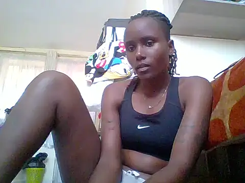 Snapshot of kiki8390 chatting on June 15, 2026, 1:46 pm kiki8390 online show from June 15, 2026, 1:46 pm